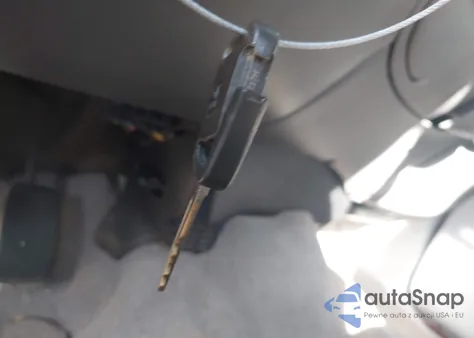 2002 Ford F-150 Lariat/Xlt из США, поврежденный, VIN 1FTRW08L82KB60106